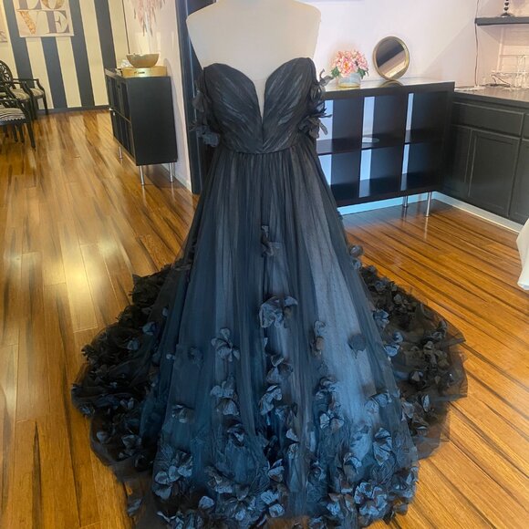 Essense of Australia Dresses & Skirts - BLACK WEDDING DRESS : ESSENSE OF AUSTRALIA  D3734